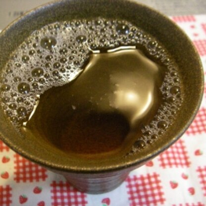 小太郎ちゃんこんばんはぁ♪
今日もジンジャー緑茶美味しくいただきましたよ～＠＾＾＠
ココ1週間でハーシー1本食べ尽くしたよ＾＾；
生姜が燃焼してくれるかな？＾＾